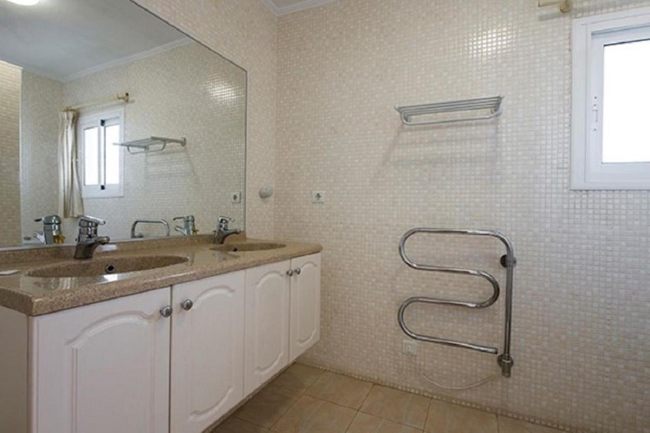 Casa Cava, C Merida 7 Нерха Екстер'єр фото
